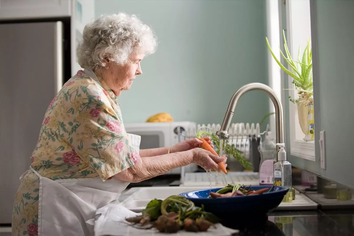 Dinh dưỡng thông minh để giữ trí nhớ minh mẫn sau tuổi 50